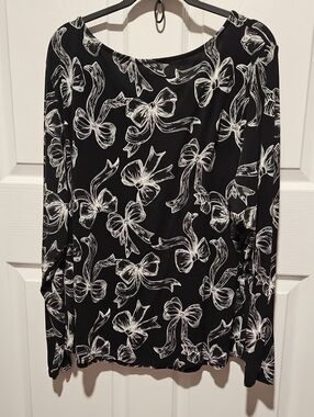 Cato Black Long-Sleeve Top with White Bow Print